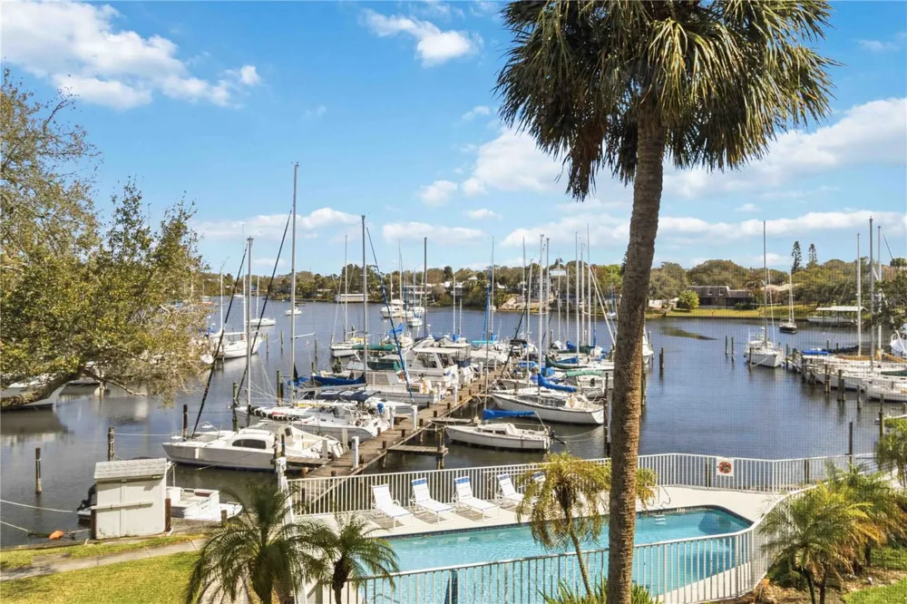 905 HARBOR CITY BOULEVARD #204 Melbourne, FL 32935
