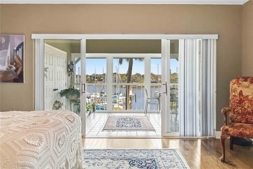 905 HARBOR CITY BOULEVARD #204 Melbourne, FL 32935