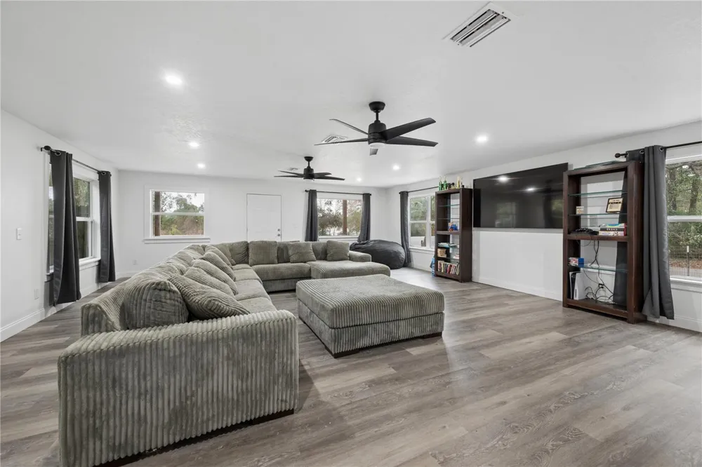 1353 CHATAUQUA WAY Keystone Heights, FL 32656