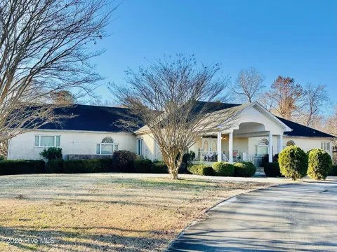 152 Shady Oak Drive
