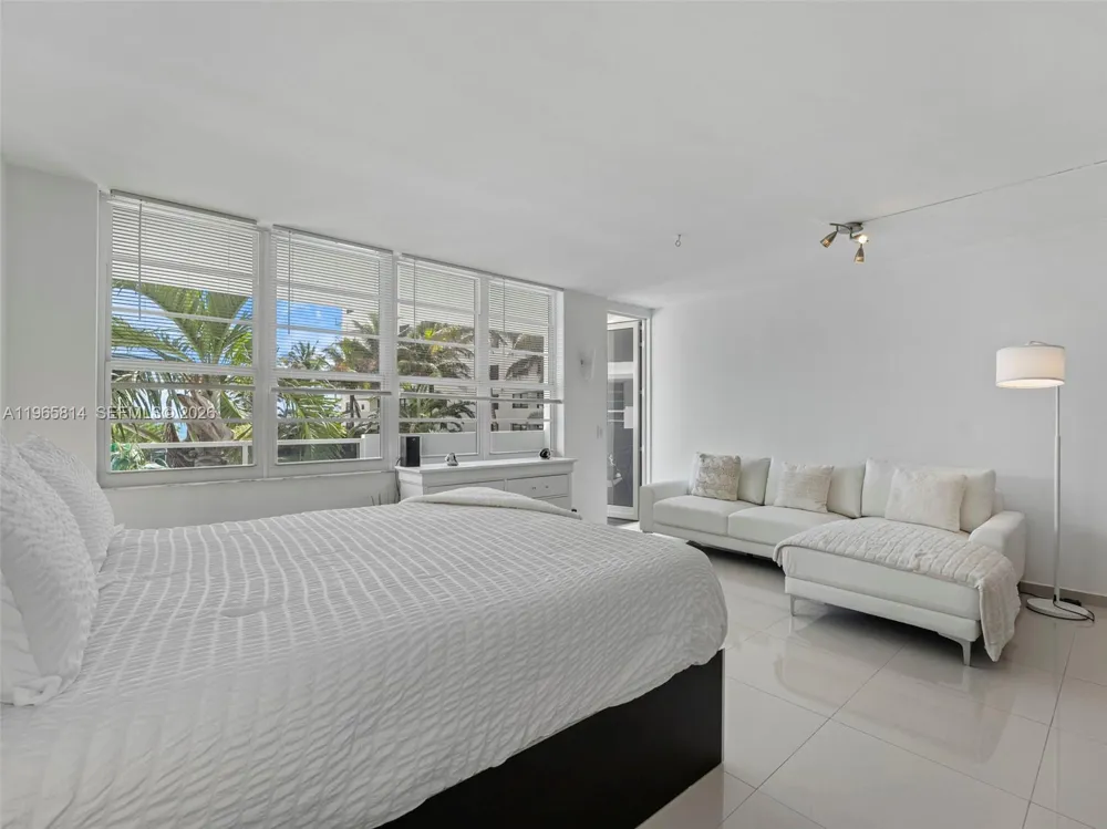 100 Lincoln Rd #417 Miami Beach, FL 33139