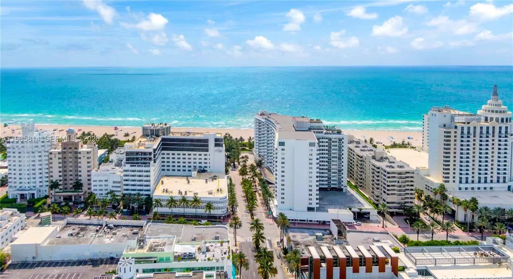 100 Lincoln Rd #417 Miami Beach, FL 33139