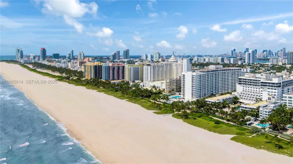 100 Lincoln Rd #417 Miami Beach, FL 33139