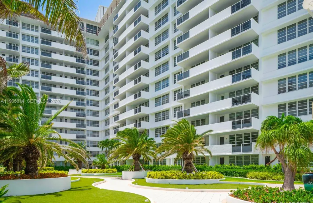 100 Lincoln Rd #417 Miami Beach, FL 33139