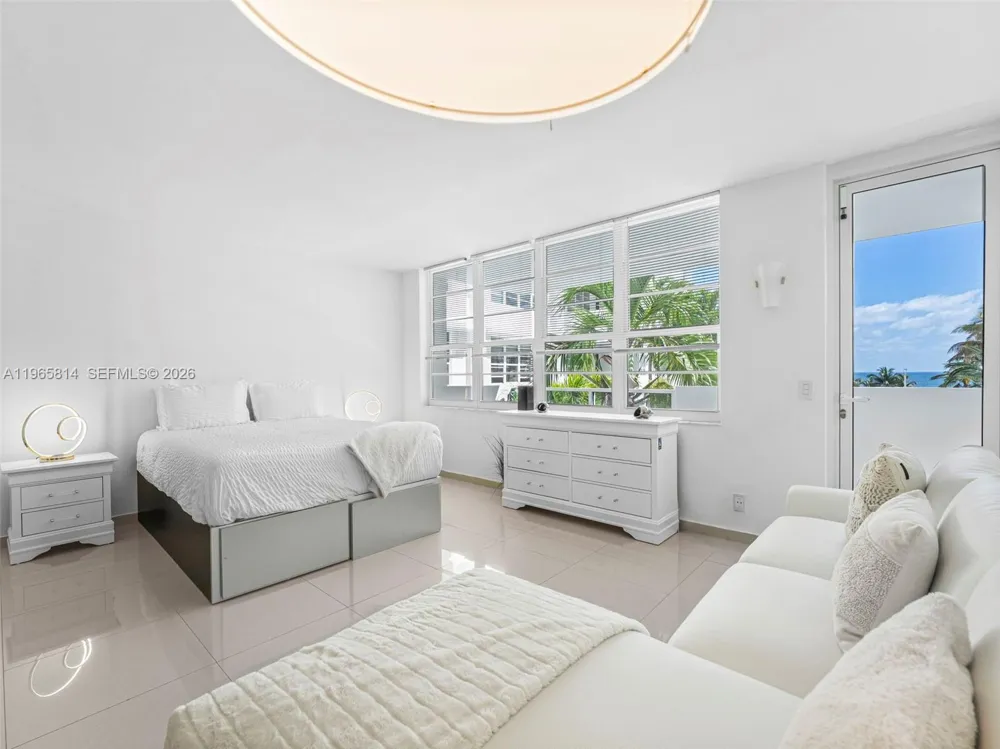 100 Lincoln Rd #417 Miami Beach, FL 33139