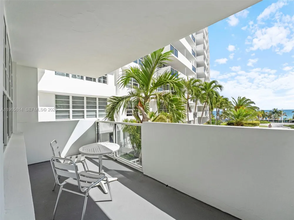 100 Lincoln Rd #417 Miami Beach, FL 33139