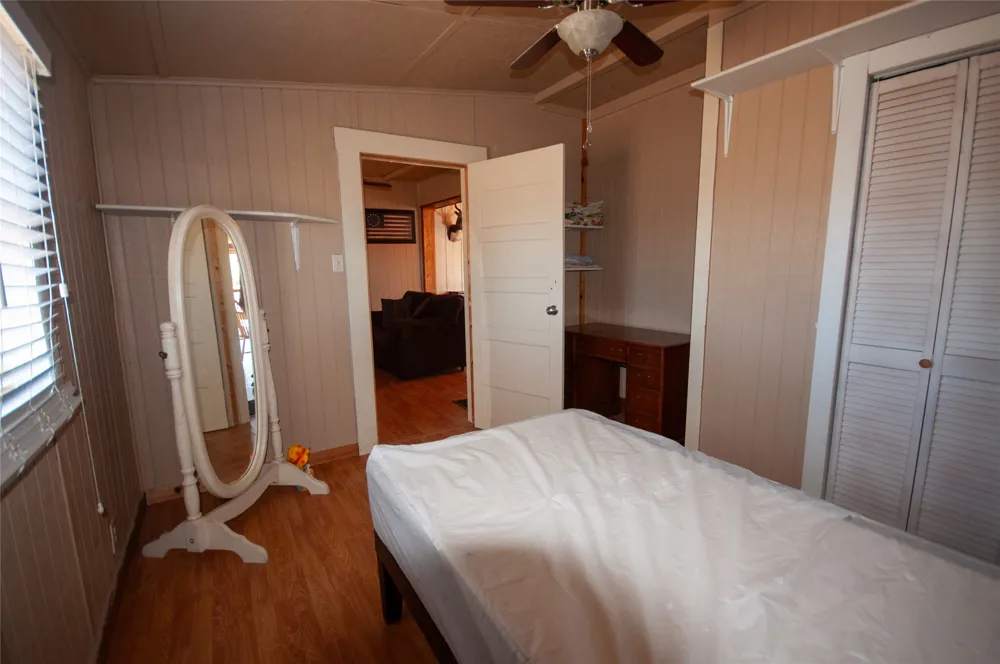 1364 Fm 574 W Mullin, TX 76864