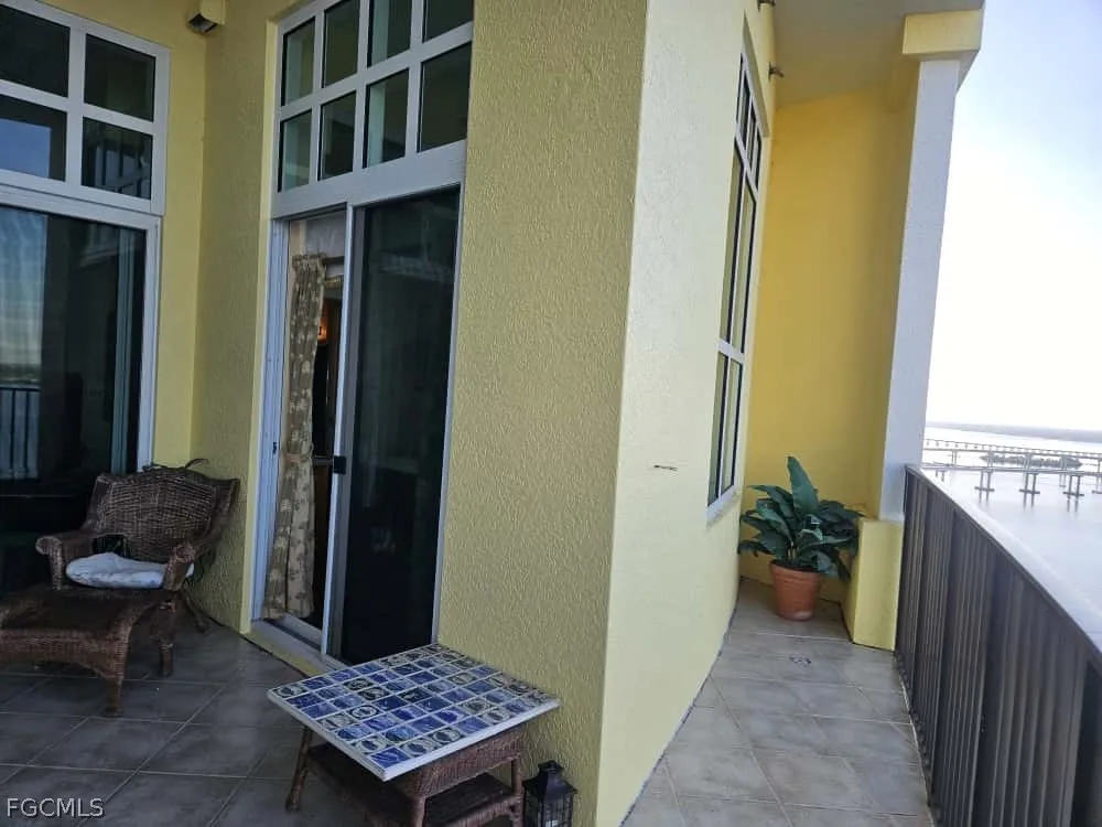 1st Street #2002 Fort Myers, FL 33916