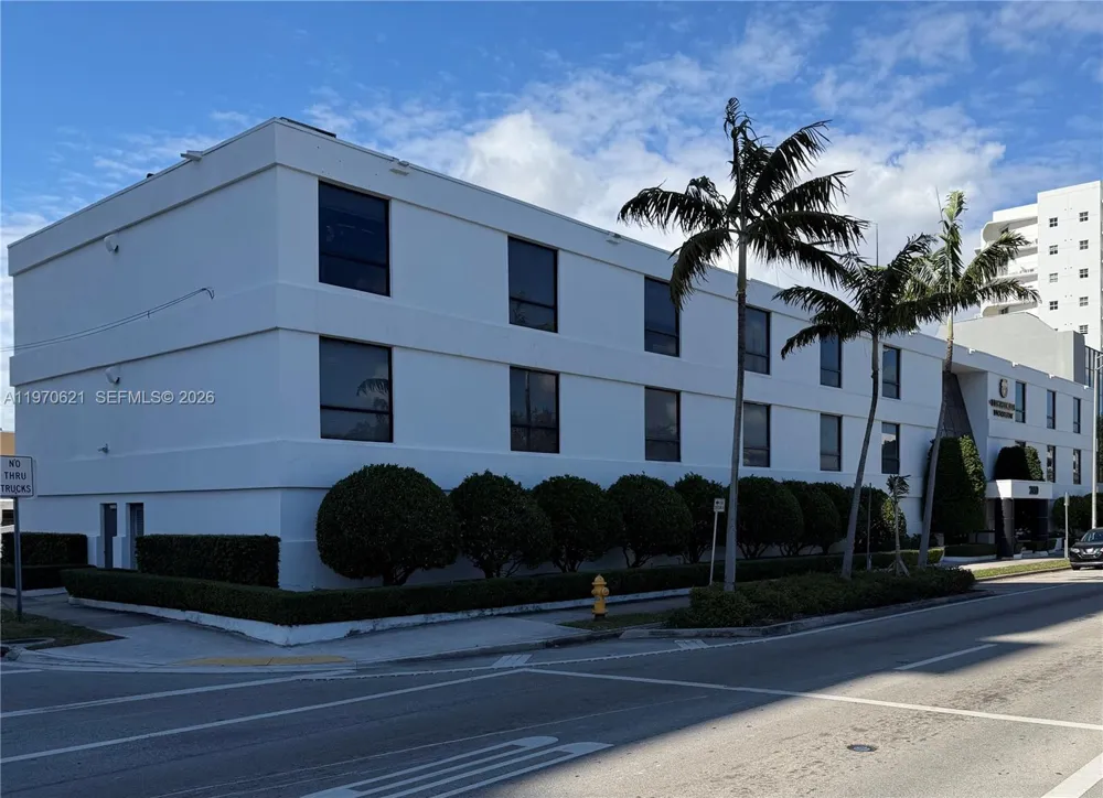 2650 SW 27th Ave Miami, FL 33133