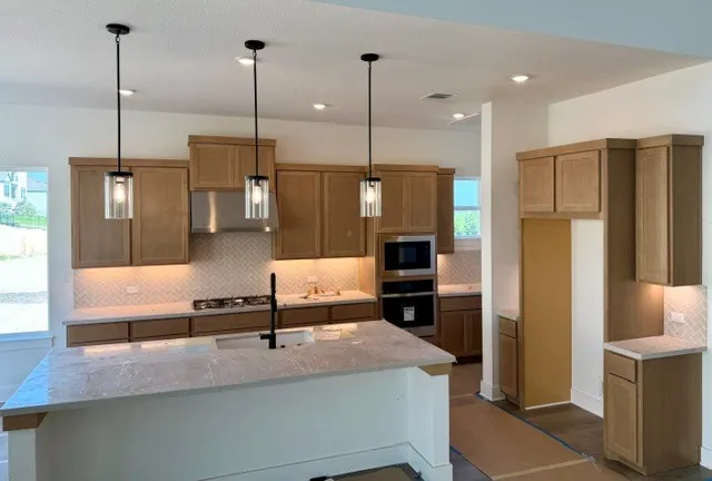 5133 Colombo View Leander, TX 78641