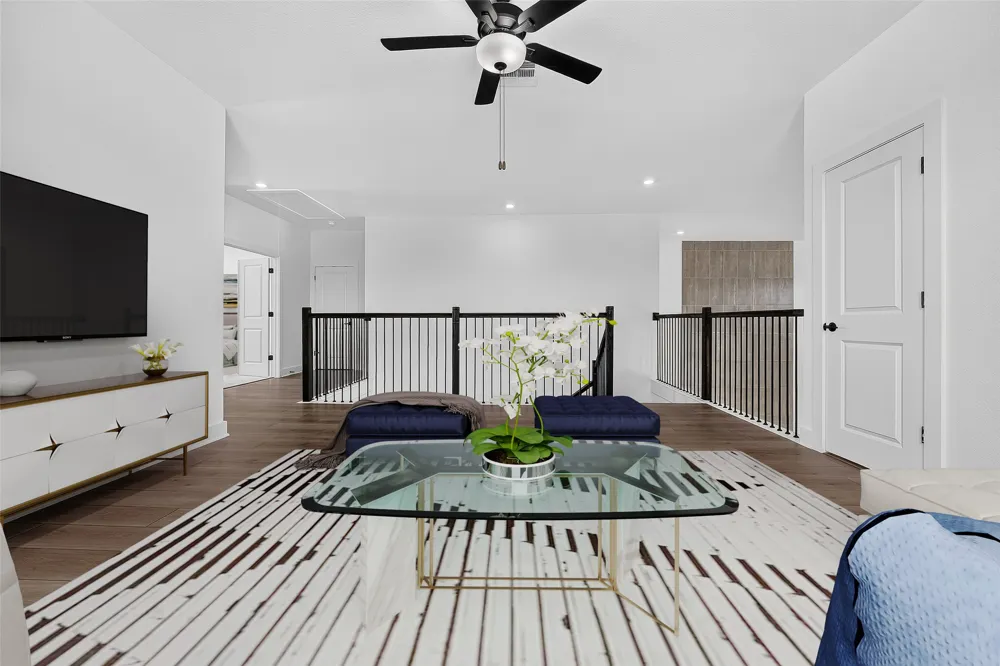 5133 Colombo View Leander, TX 78641