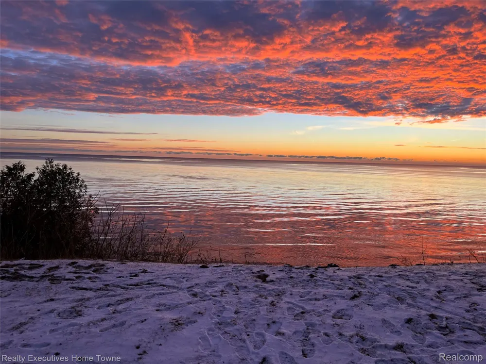 2255 Lakeshore Road Sanilac Township, MI 48401