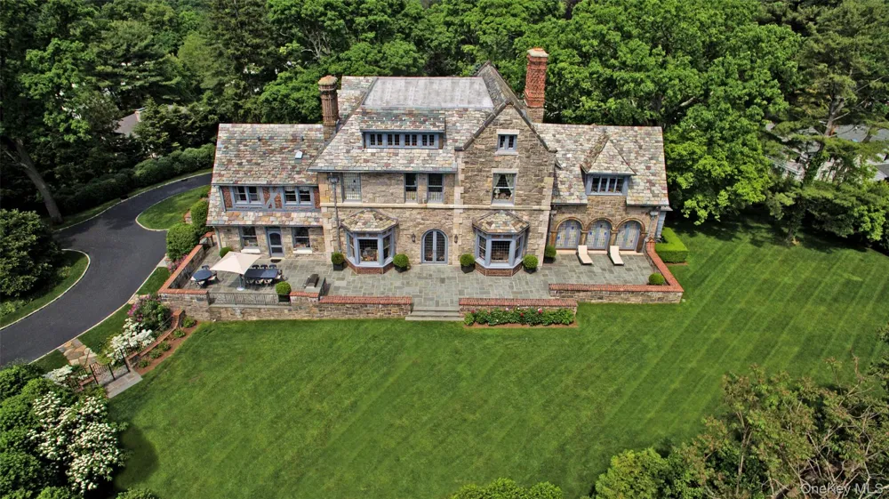 5 Oakledge Road Bronxville, NY 10708