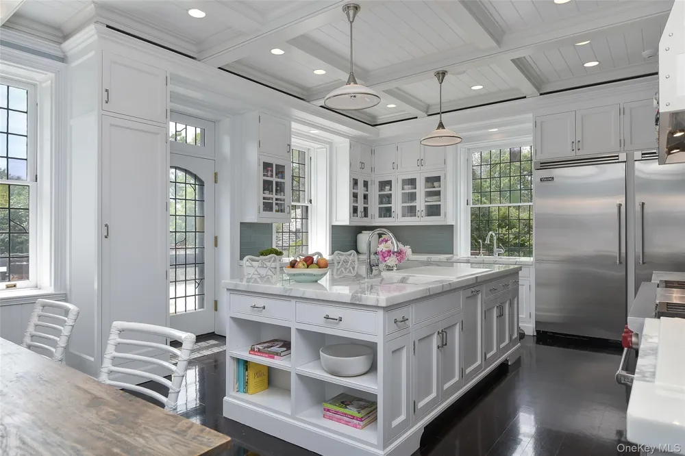 5 Oakledge Road Bronxville, NY 10708