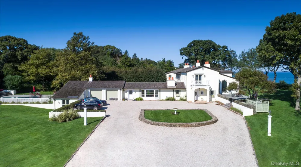 2840 Stars Road East Marion, NY 11939