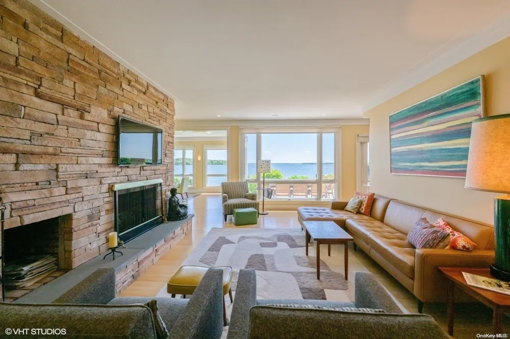 950 Blue Marlin Drive Southold, NY 11971