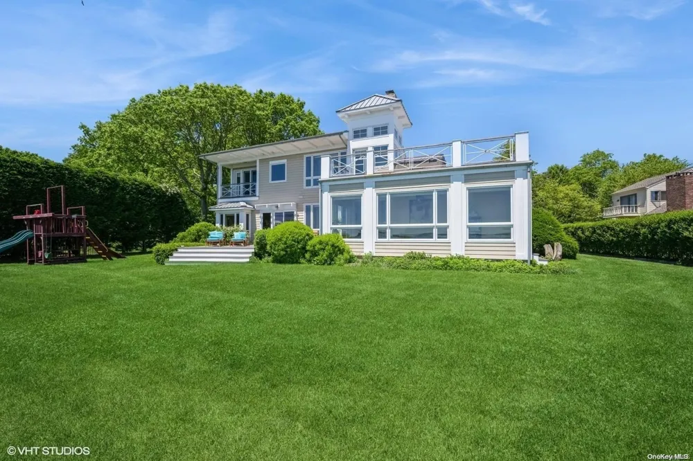 950 Blue Marlin Drive Southold, NY 11971
