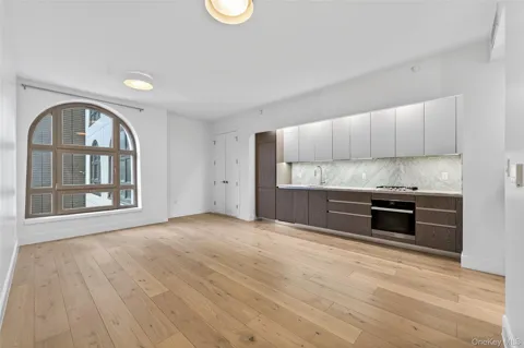 229 9th Street #307
