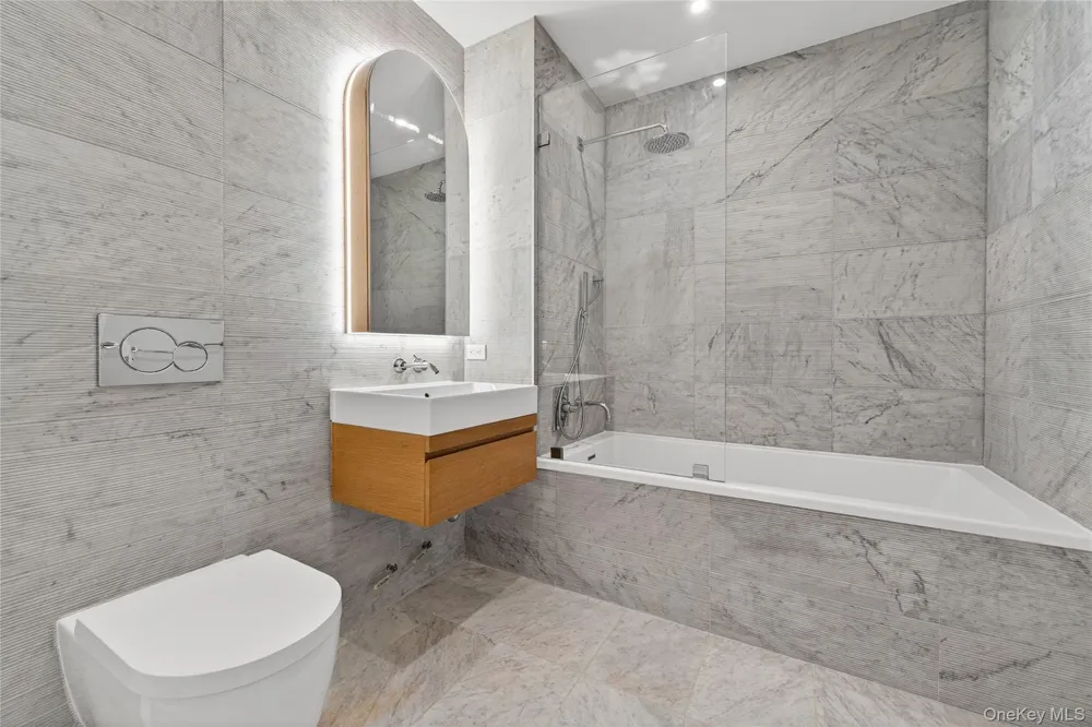 229 9th Street #307 Brooklyn, NY 11215