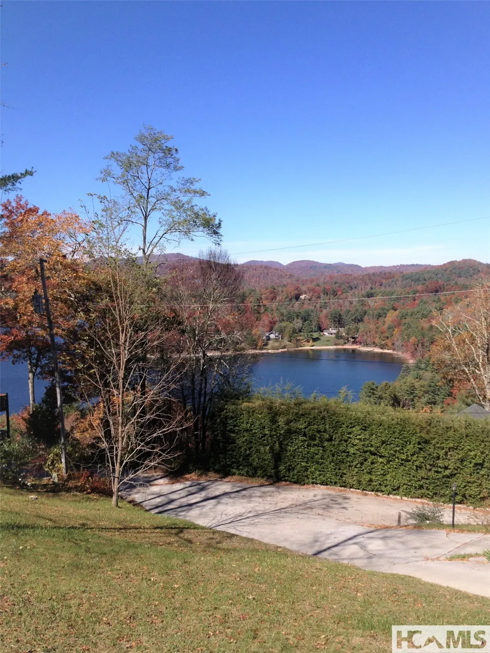 TBD Mountain Harbor Club Glenville, NC 28736