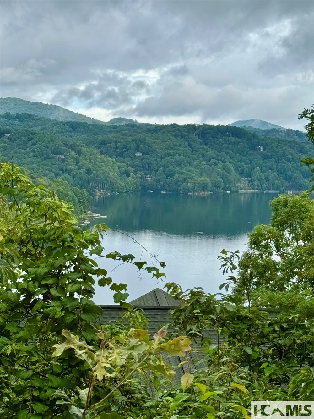 TBD Mountain Harbor Club Glenville, NC 28736