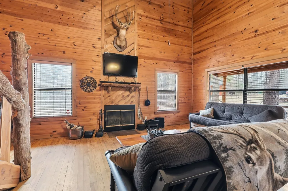 2360 County Road 4660 Winnsboro, TX 75494