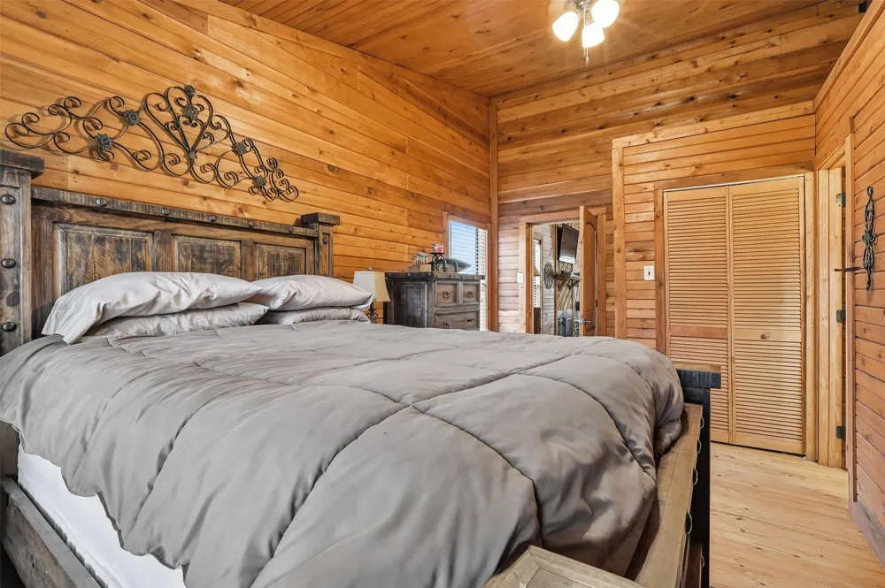 2360 County Road 4660 Winnsboro, TX 75494
