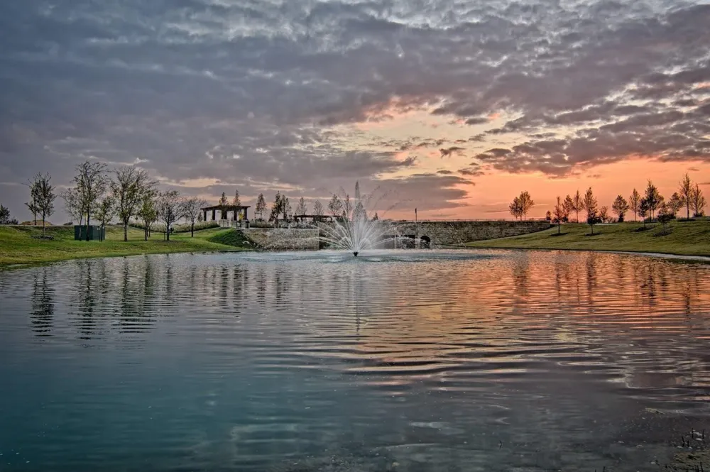 1208 Knoll Crest Drive Mansfield, TX 76063