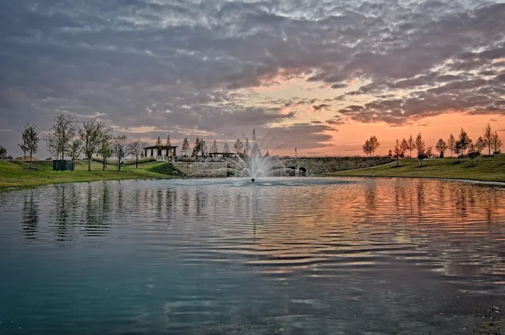 1208 Knoll Crest Drive Mansfield, TX 76063