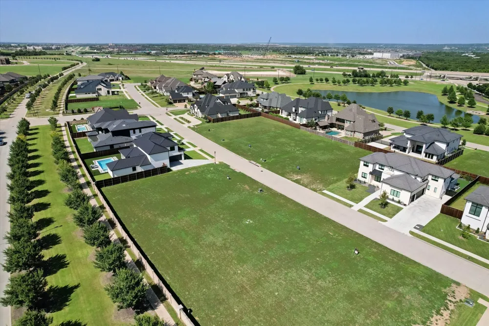 1208 Knoll Crest Drive Mansfield, TX 76063