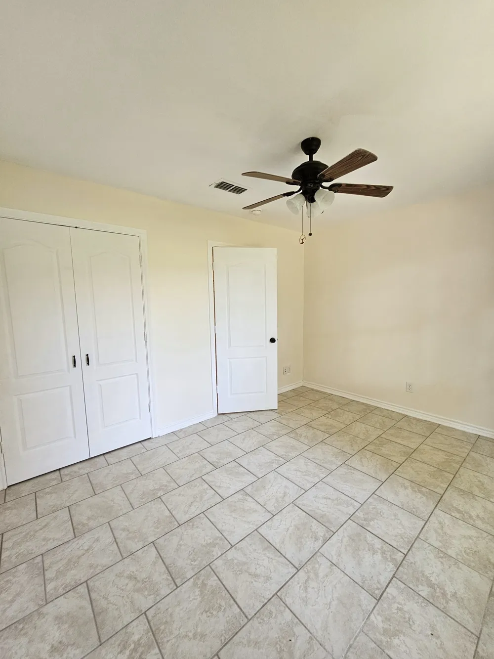 5731 Cape Drive Chandler, TX 75758