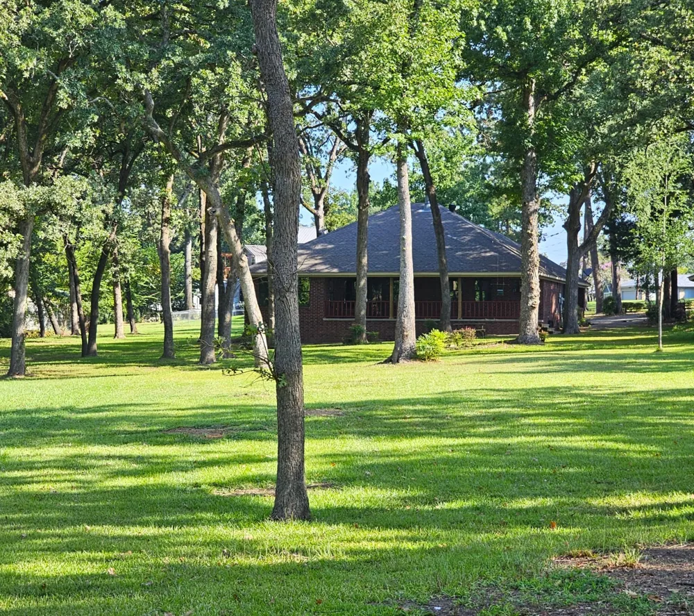 5731 Cape Drive Chandler, TX 75758