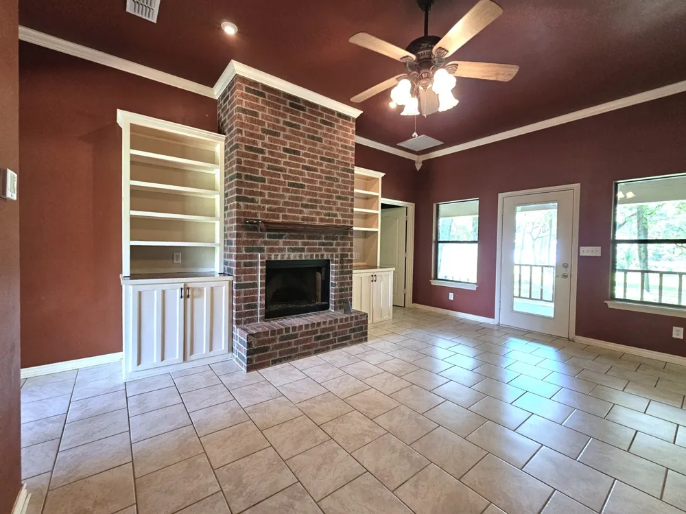 5731 Cape Drive Chandler, TX 75758