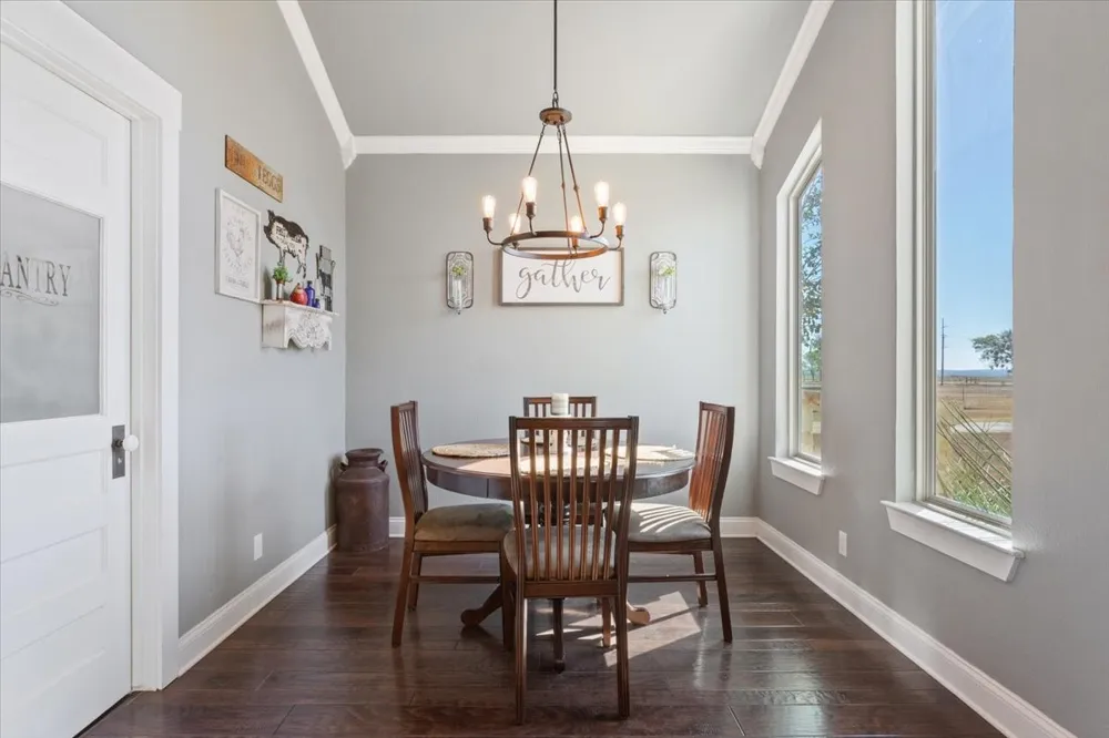 628 Wildflower McGregor, TX 76657