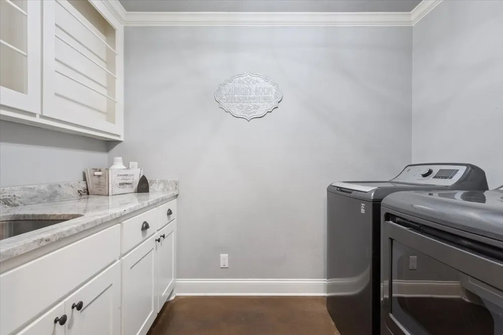 628 Wildflower McGregor, TX 76657