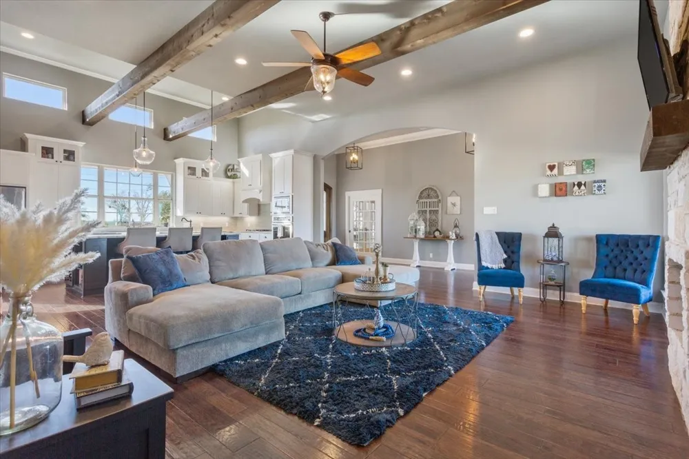 628 Wildflower McGregor, TX 76657