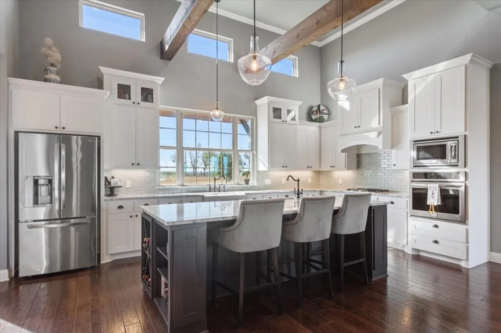 628 Wildflower McGregor, TX 76657