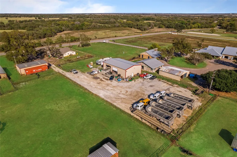 11806 Fm 428 Aubrey, TX 76227