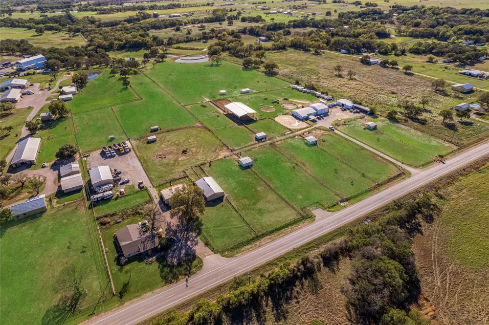 11806 Fm 428 Aubrey, TX 76227