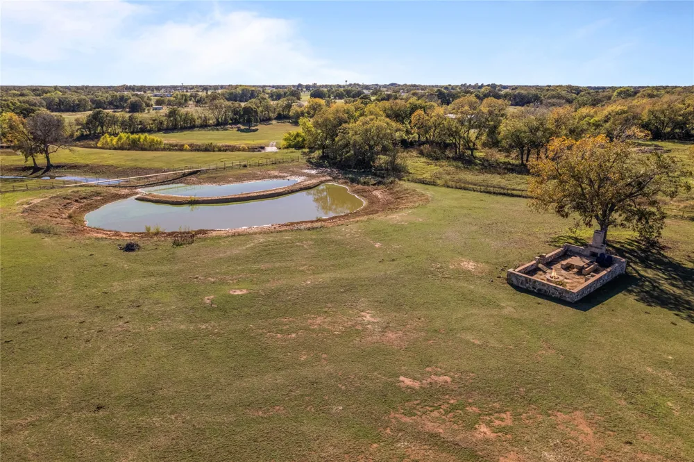 11806 Fm 428 Aubrey, TX 76227