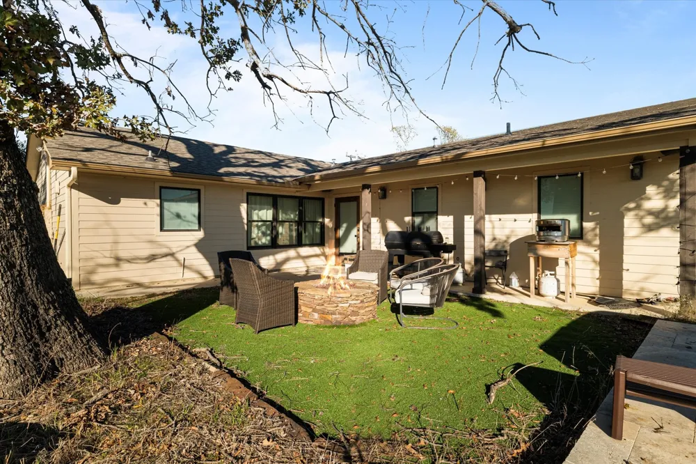 11806 Fm 428 Aubrey, TX 76227
