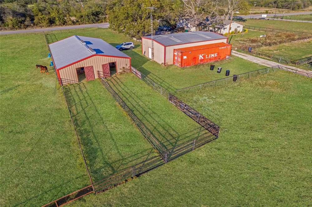 11806 Fm 428 Aubrey, TX 76227
