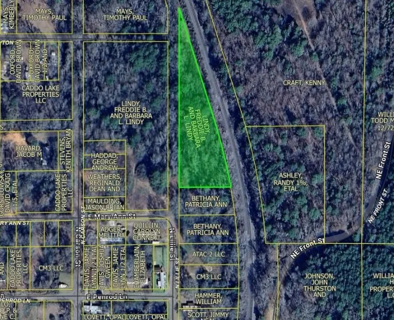 E Mary Ann Street Vivian, LA 71082