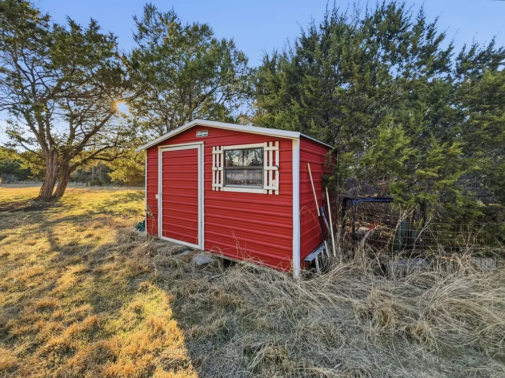 County Road 310 Jonesboro, TX 76585
