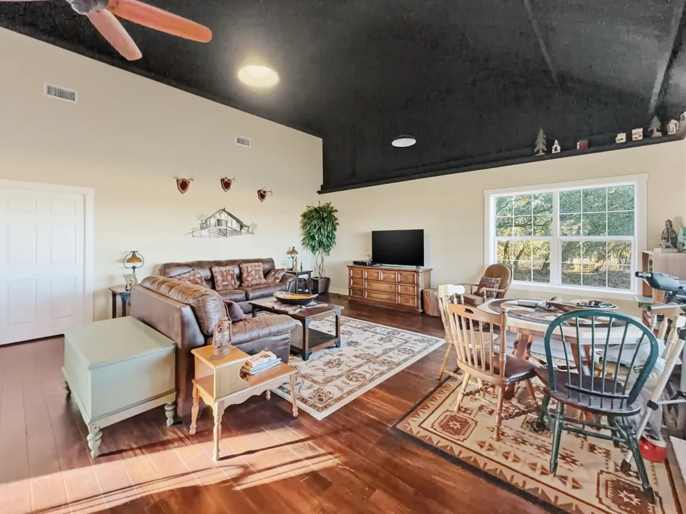 County Road 310 Jonesboro, TX 76585