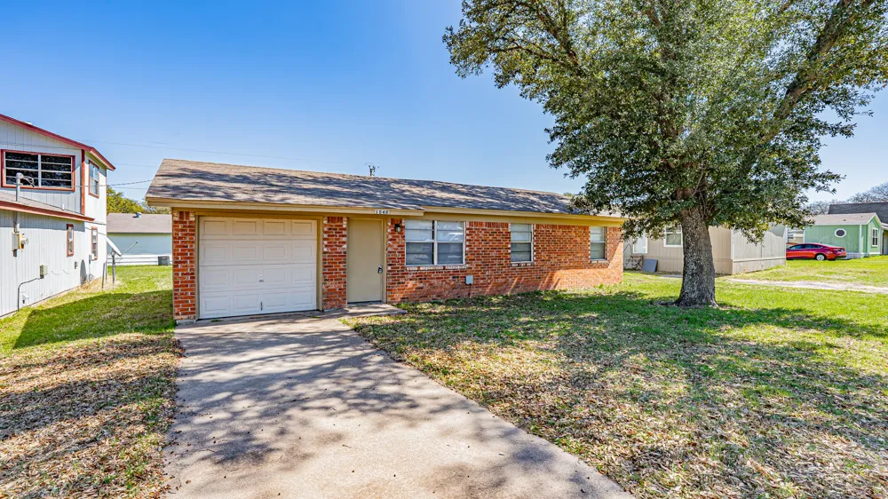 1848 Coral Road Pelican Bay, TX 76020