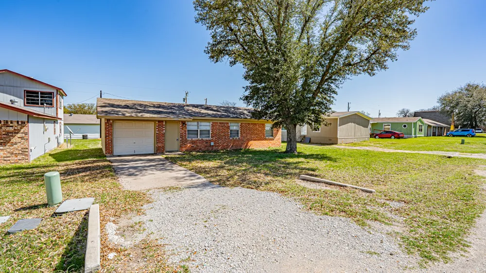 1848 Coral Road Pelican Bay, TX 76020