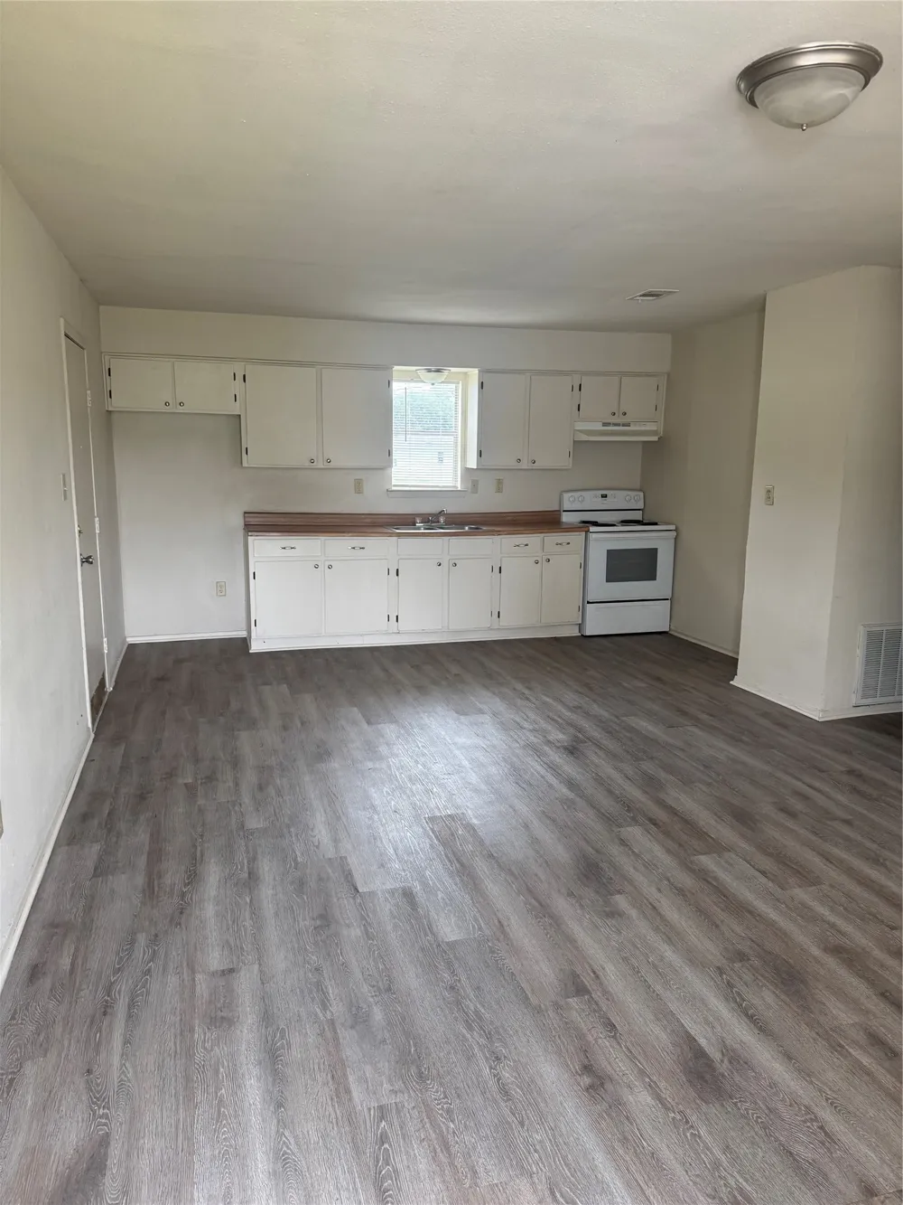 1848 Coral Road Pelican Bay, TX 76020