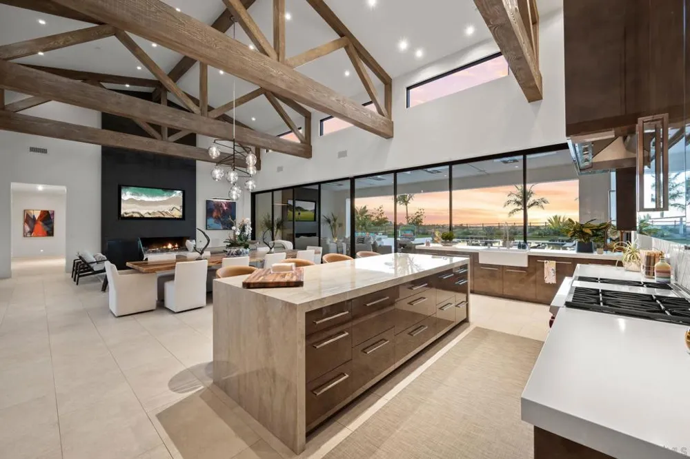 16786 Calle Hermosa San Diego, CA 92127