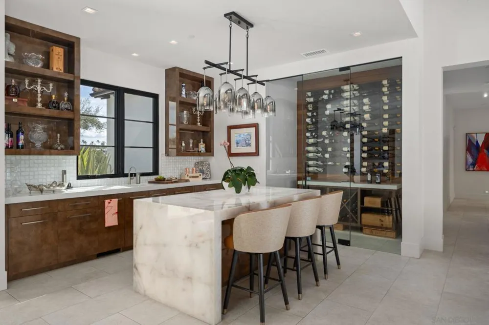 16786 Calle Hermosa San Diego, CA 92127